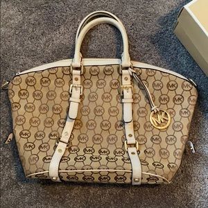 Michael Kors bag